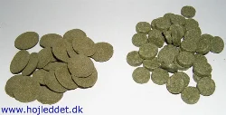 Two types of catfish pills with spirulina - Hikari Algae Wafers on the right and JBL Novofect on the left.